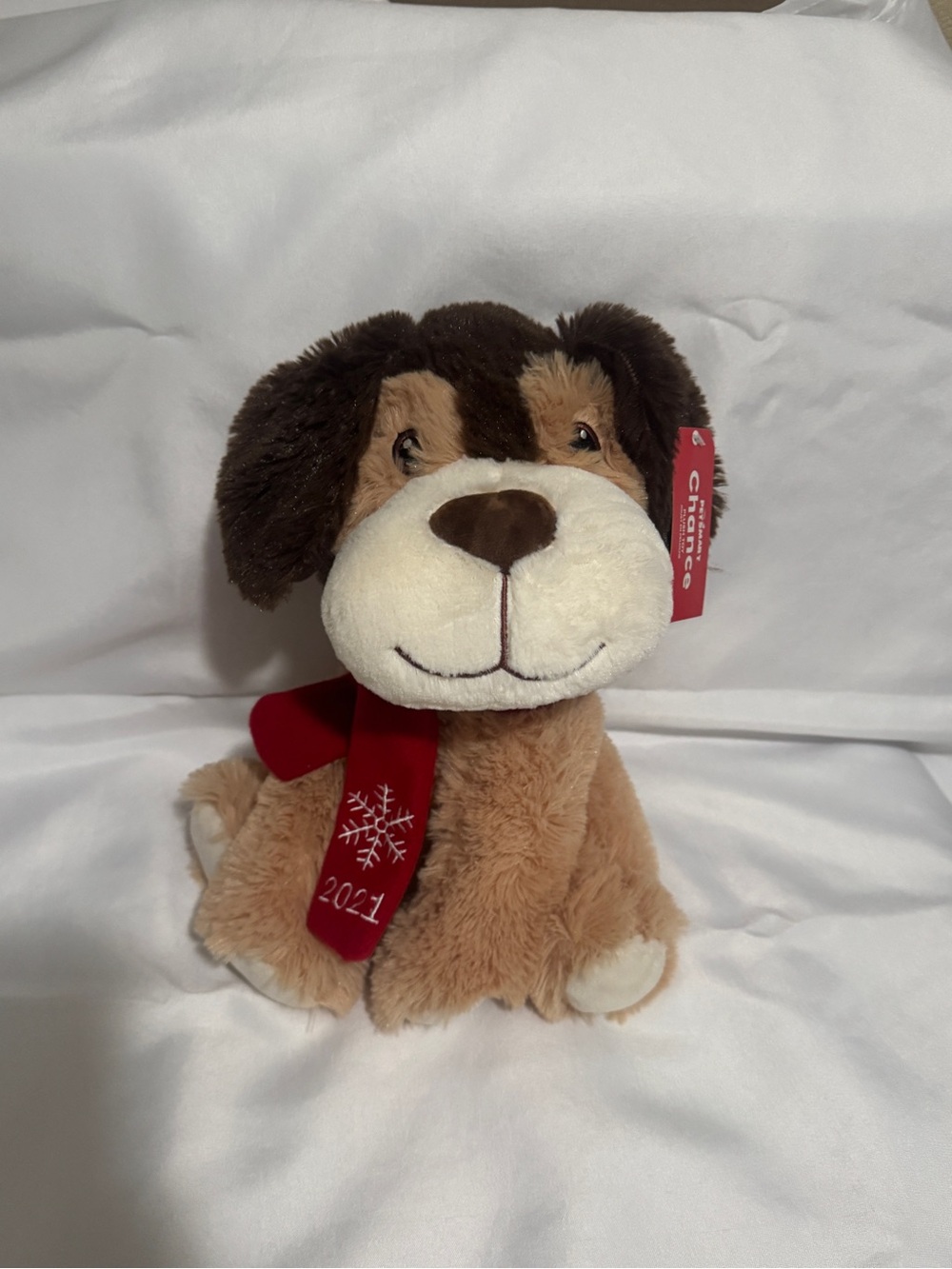 PetSmart Chance Dog Plush 2021 Holiday Red Snowflake Scarf NWT